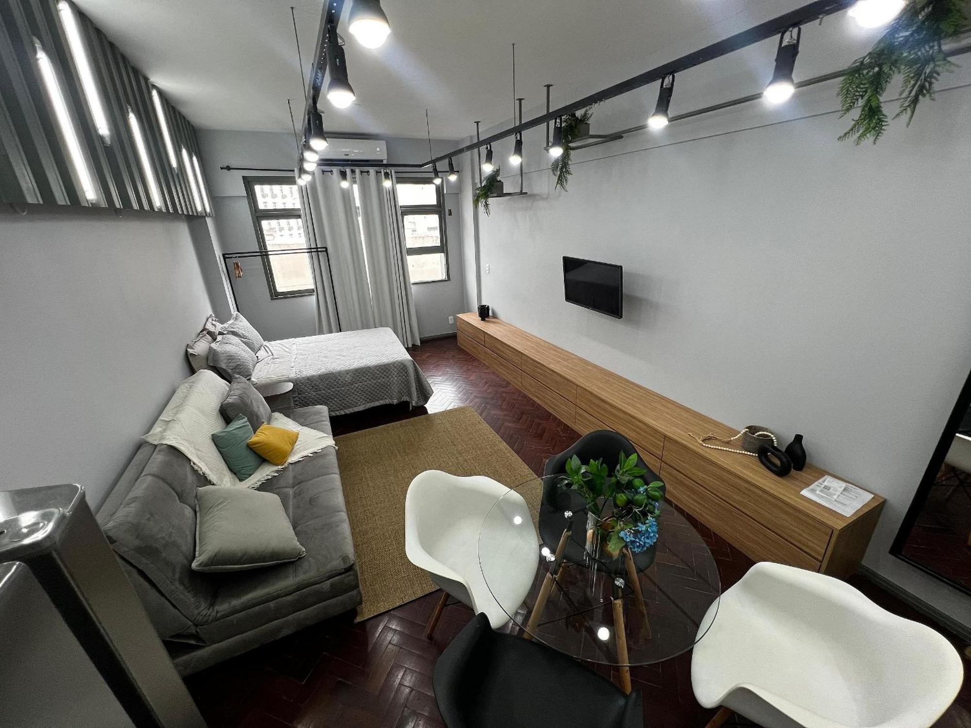 Flat Novinho C/ar No Centro/lapa Proximo Ao Metro Apartemen *